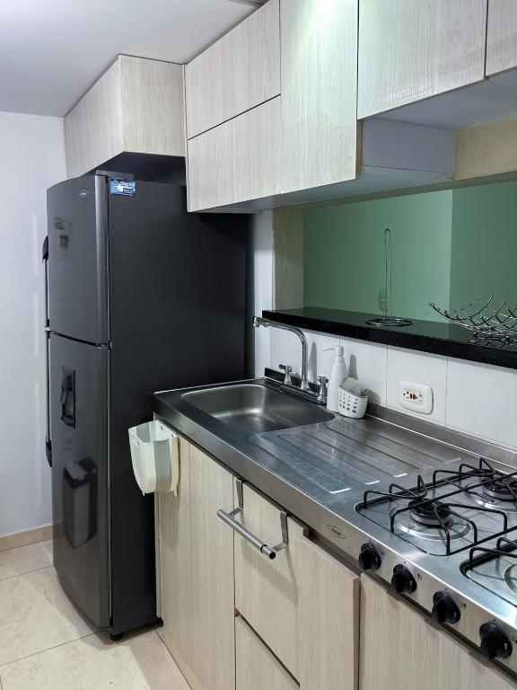 Apartamento cerca a centros comerciales y aeropuerto - 3