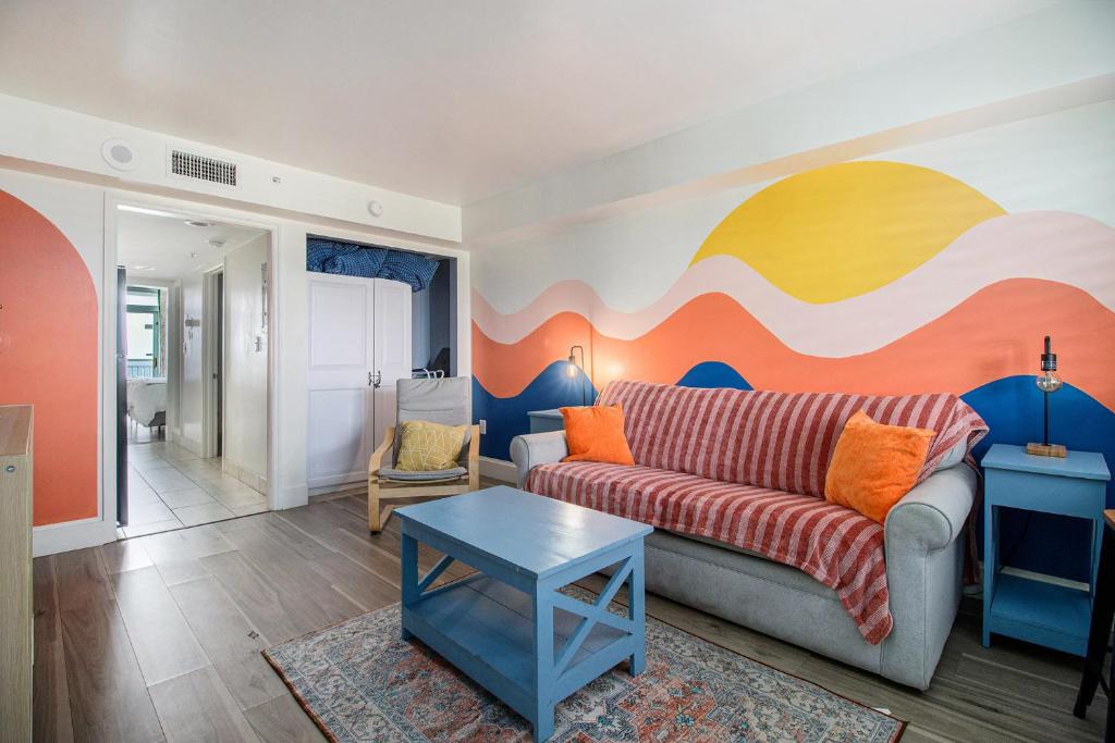 Beachfront Bliss! Ocean Views, Lazy River, Pools, Hot Tubs, Near the Boardwalk, Myrtle Beach