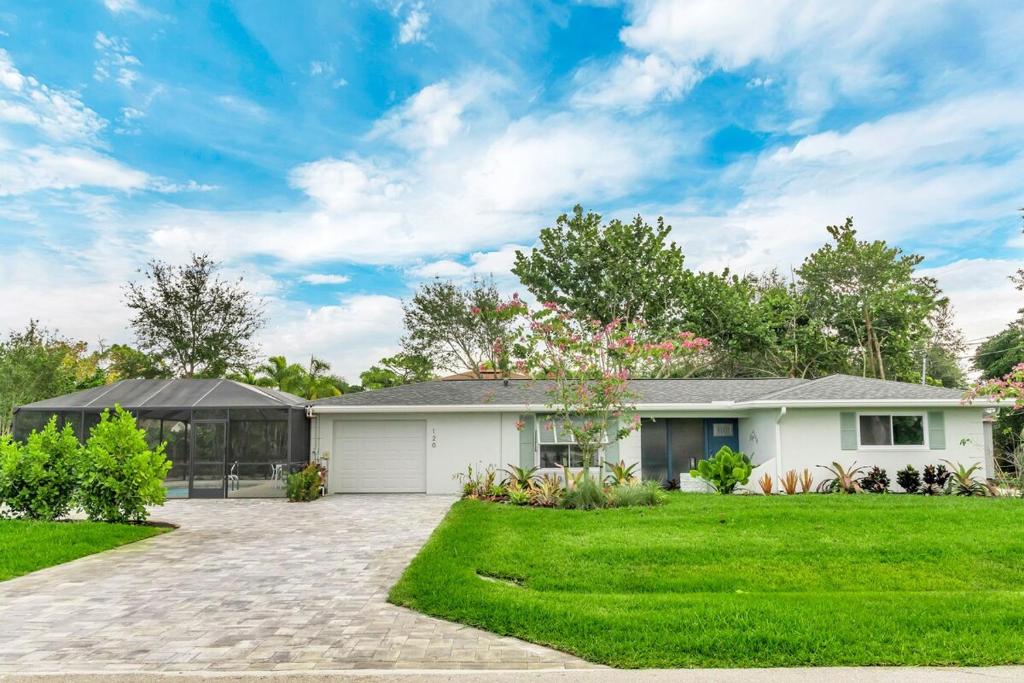 Bonita By The Beach, Bonita Springs