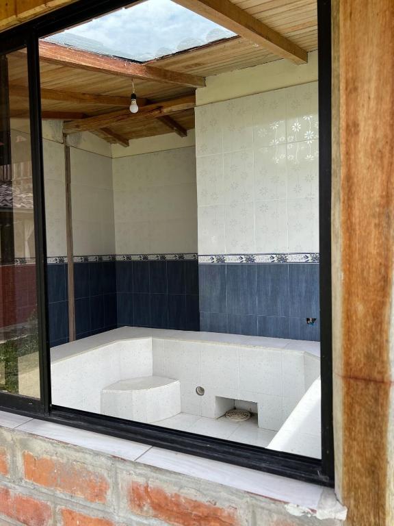 Escapada con Lago y Jacuzzi - 2