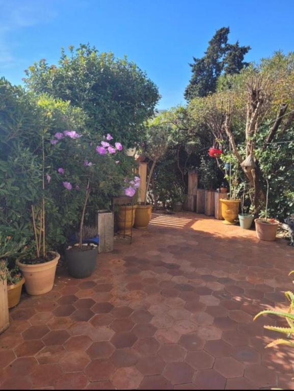 Maison de vacances à l'Ayguade classée 3 étoiles, climatisée,3mn à pied plage et restos ,5mn aéroport, 10mn gare - 4