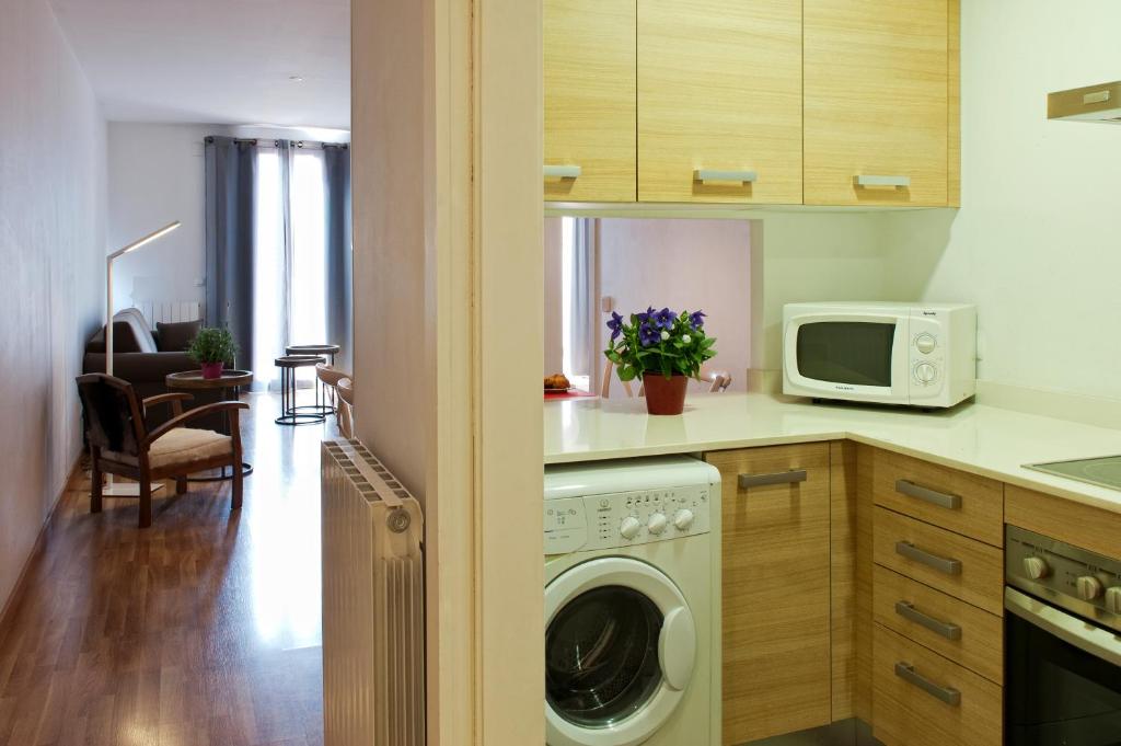 MH Apartments Liceo - 3