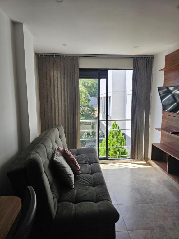 Moderno & Central, descubre medellin desde Laureles - 2