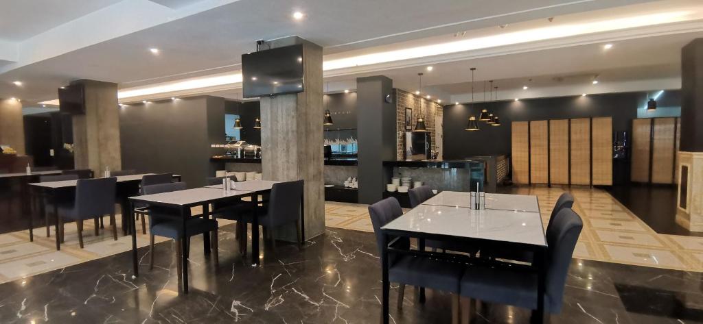Dancenter Luxury Retreat 입구