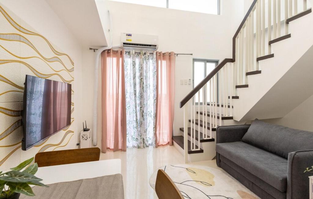 Skyloft 1 - Bedroom, Iloilo City