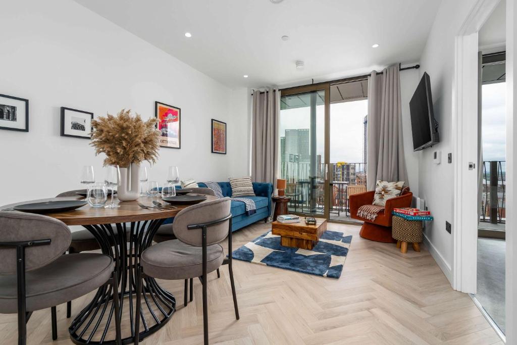 Cottonopolis Suite, Manchester