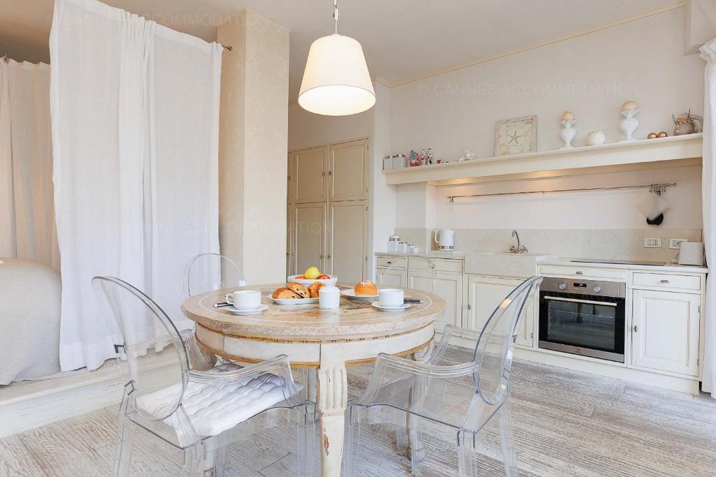 CG Armenonville White - 4
