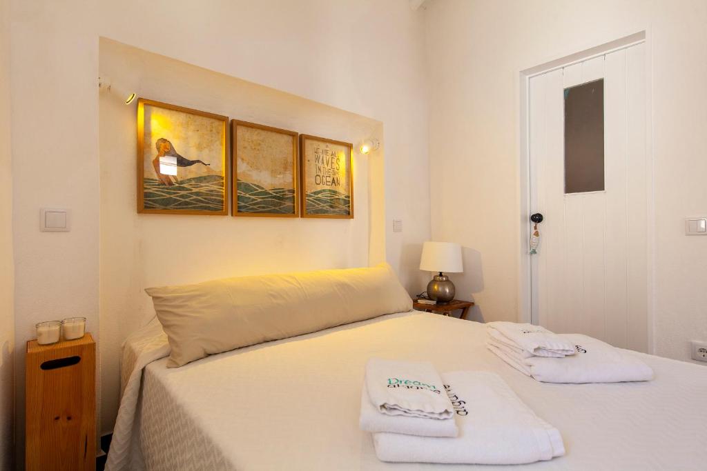 Caracol Corner Studio in Lagos, Lagos