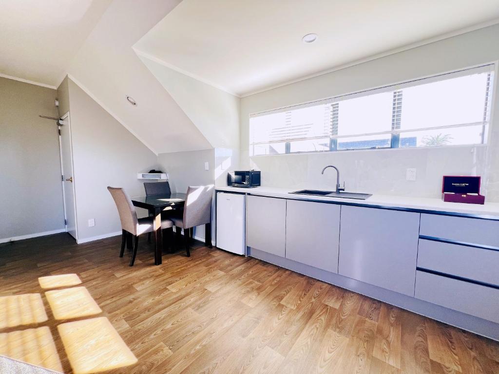 คาเมล็อตออนอลูสเตอร์ (Camelot on Ulster)