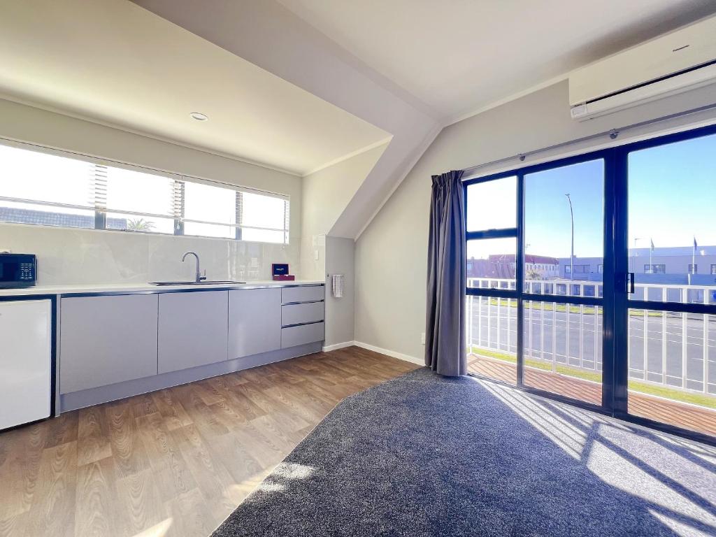 คาเมล็อตออนอลูสเตอร์ (Camelot on Ulster)