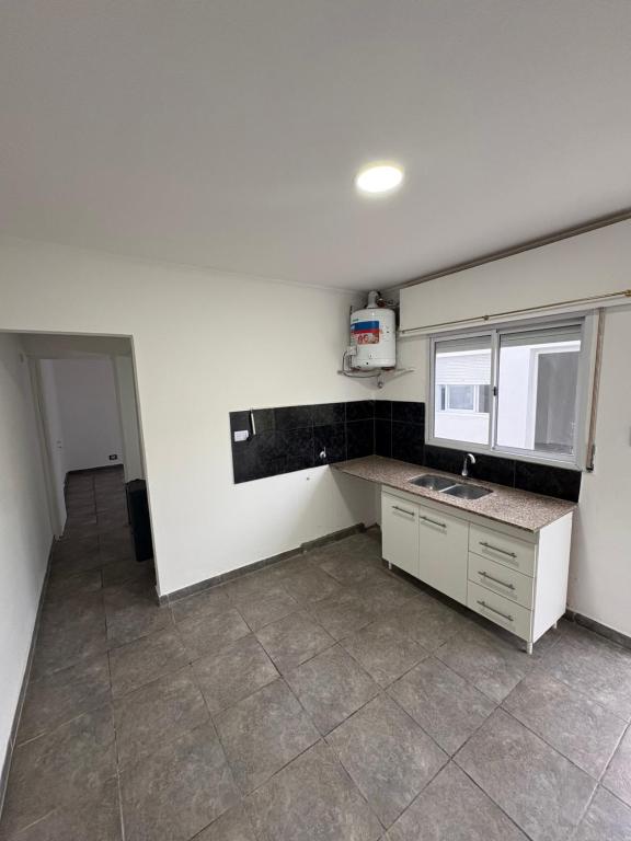 Departamento mensual en Carhue - 4