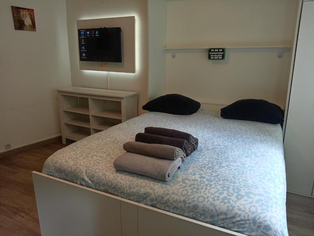 Studio Elysée Miromesnil, Paris