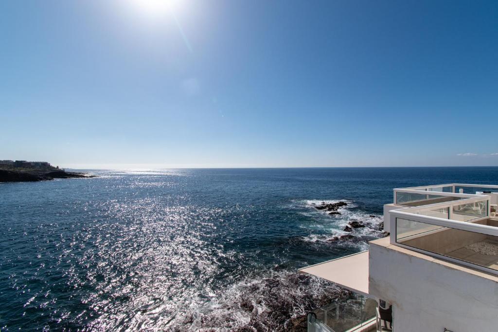 Lovely 1 Bedroom Apartment With Sea Views - 5
