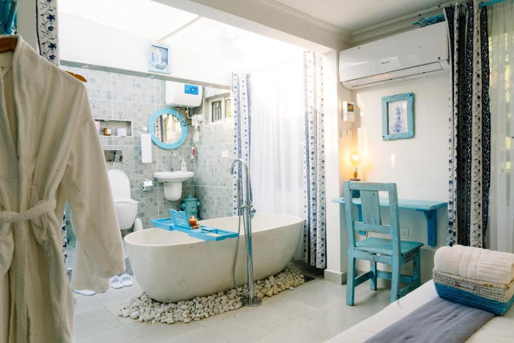 Bleu by The Prime Escape, Arusha