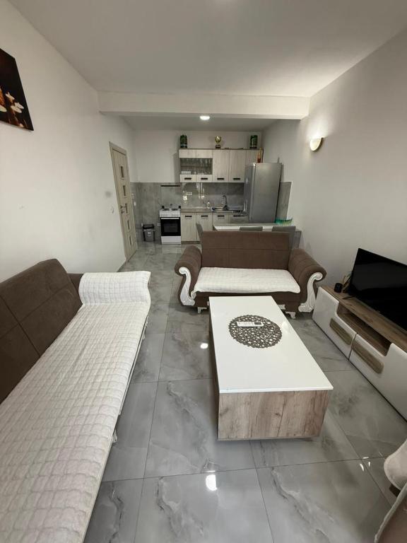 Apartment Panda - 4