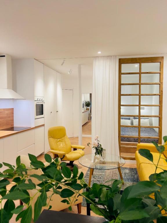 Cozy Paris Flat near Saint-Germain & Luxembourg Gardens - 4