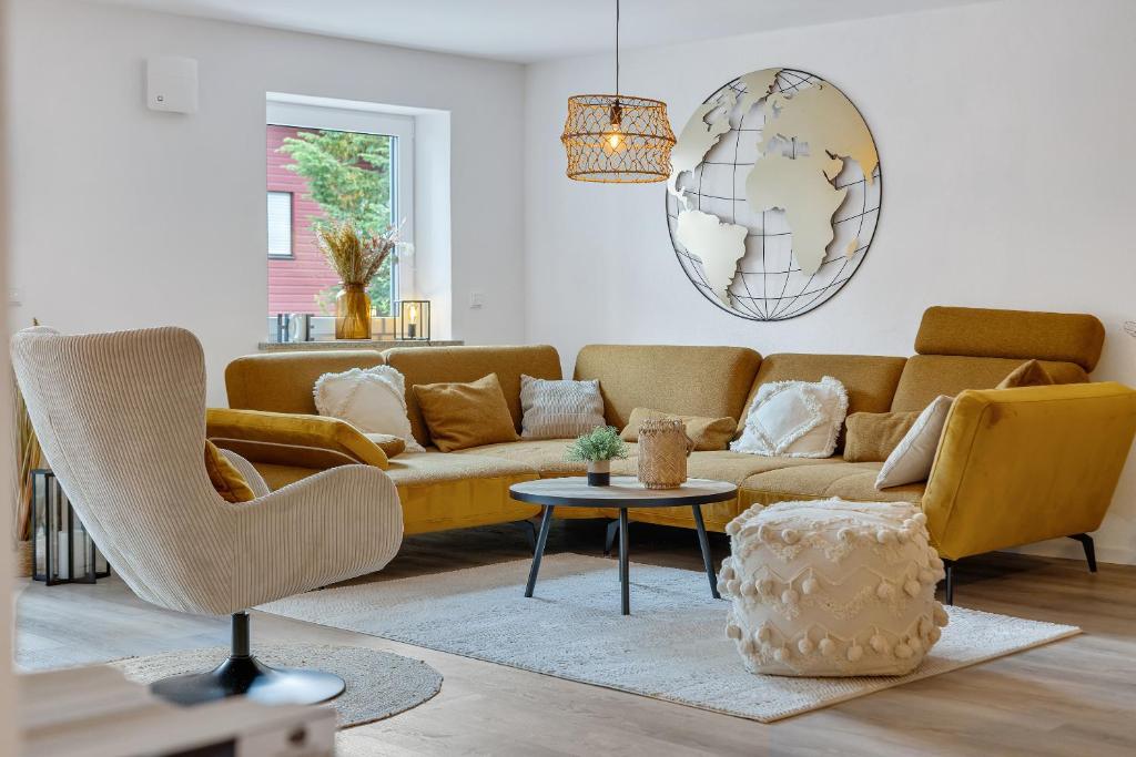 SONNENglück - Großes Apartment für 8 im Zentrum mit flexiblen Betten, Balkon & Parkplatz - 2