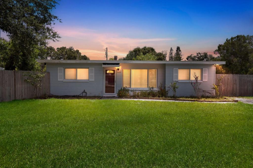 Coastal Getaway, Seminole