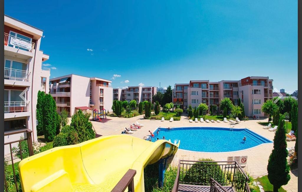 Studio near the center, Slunečné pobřeží