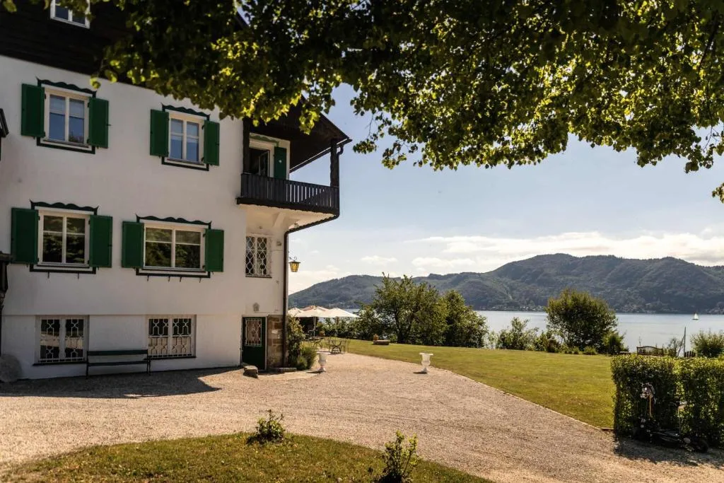 Villa Weiss，位于阿特湖的酒店