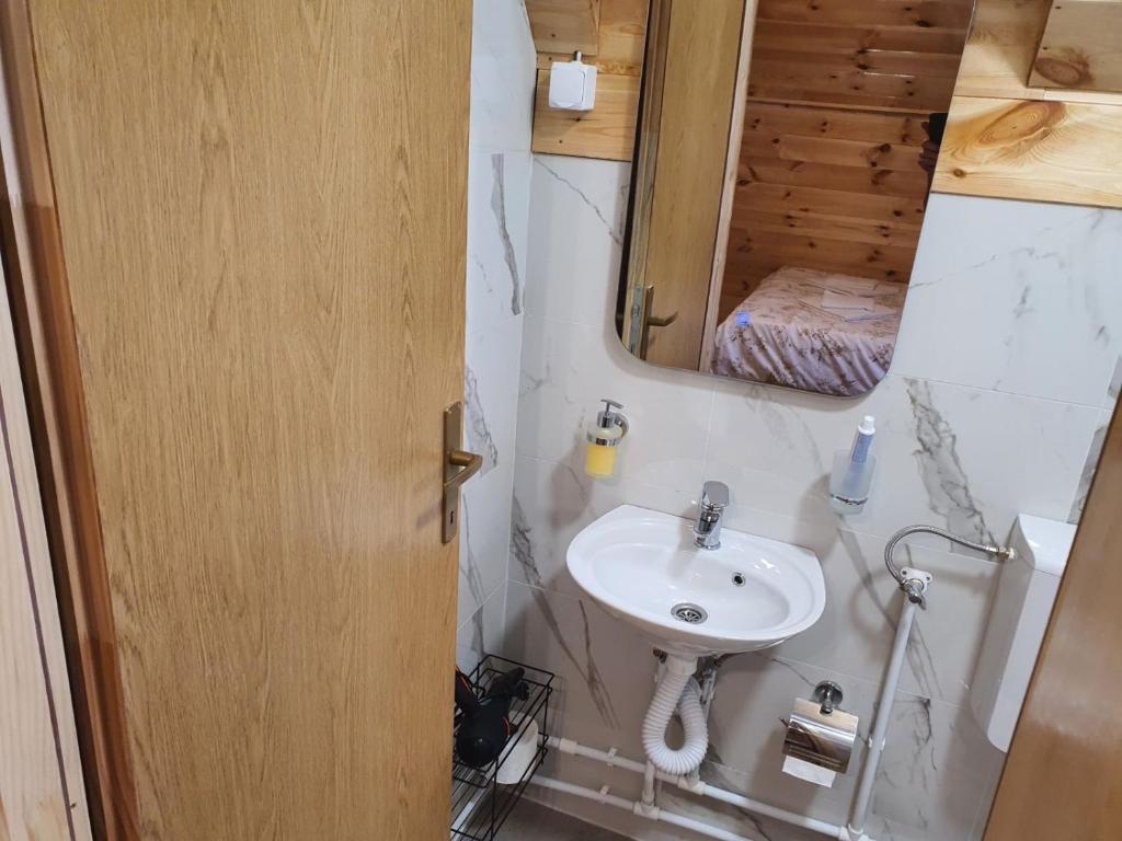 Village Cottage - 5