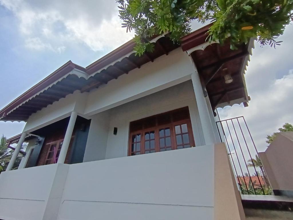 BSJ Rest INN, Kalkuda