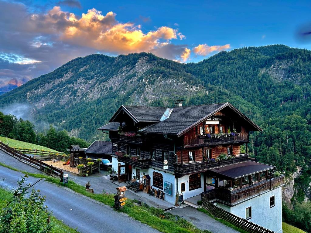 Veitenhof im Kaisertal, nur nach 30 minütigem Spaziergang erreichbar, only after 30 minutes walk reachable, Ebbs