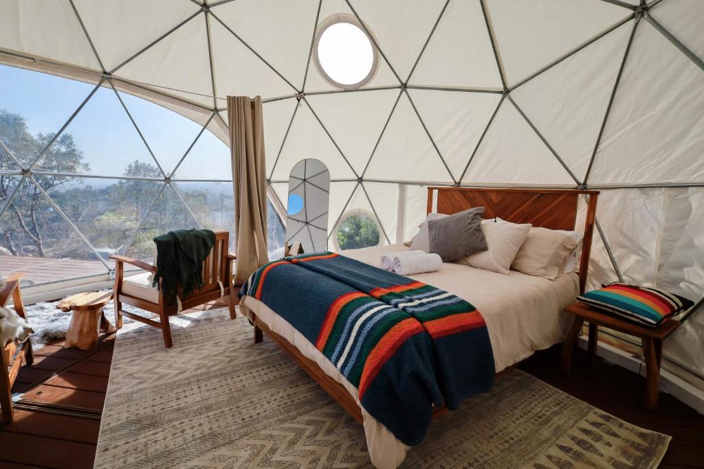 Splitrock - Peppertree Ridge Dome, Fallbrook