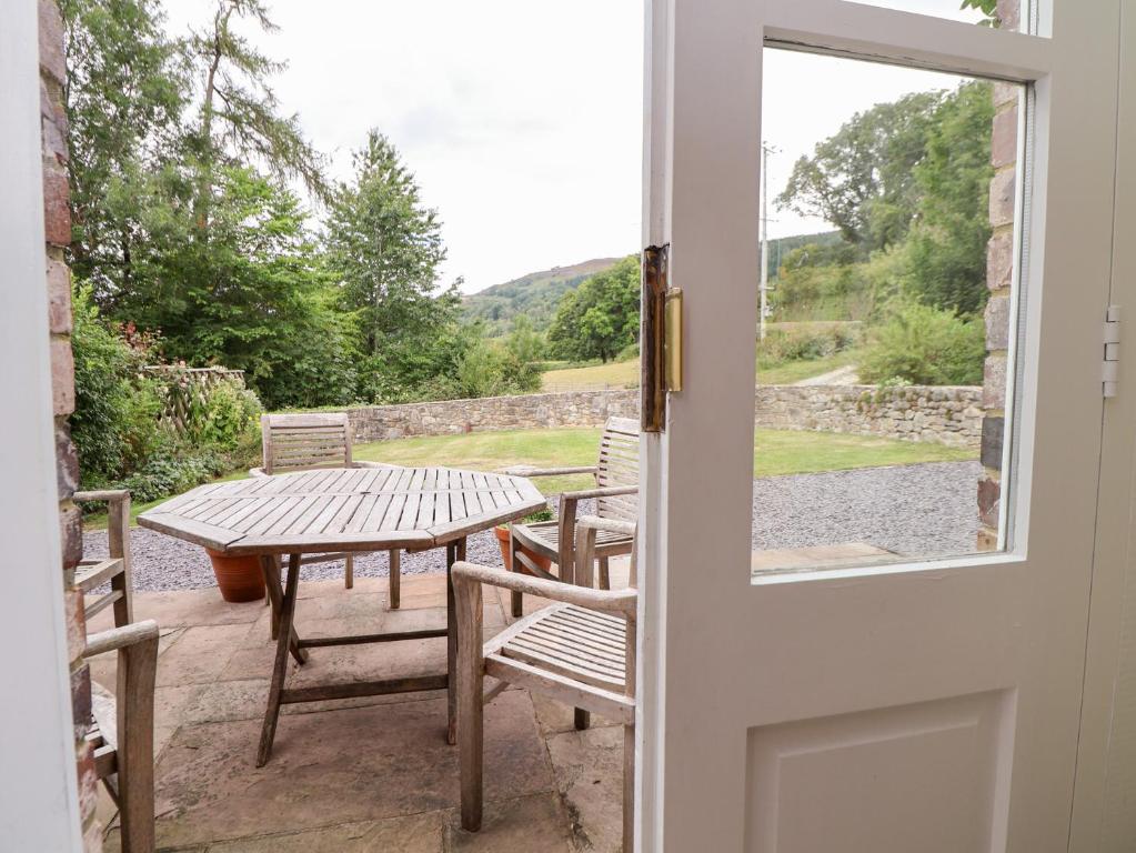 Bryn Howell Stables, Llangollen photo 5