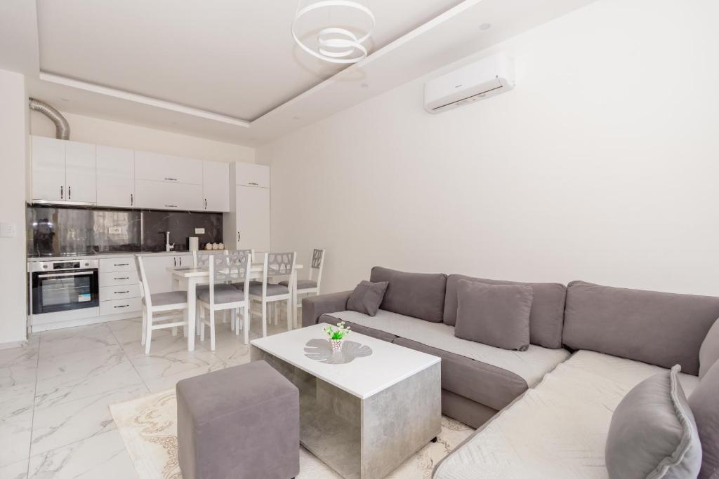 Apartment Ulqin - 1