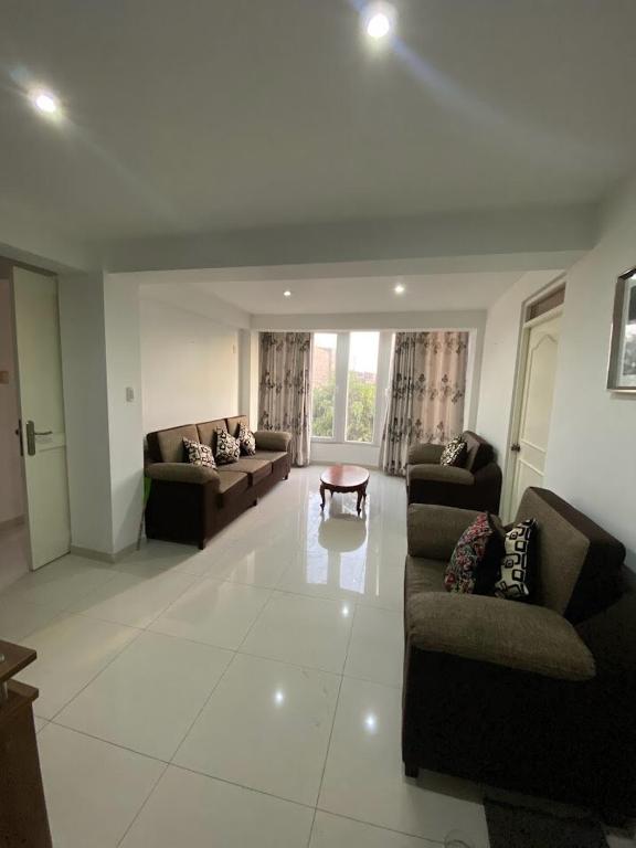 Beautiful Complete Apartment - 3