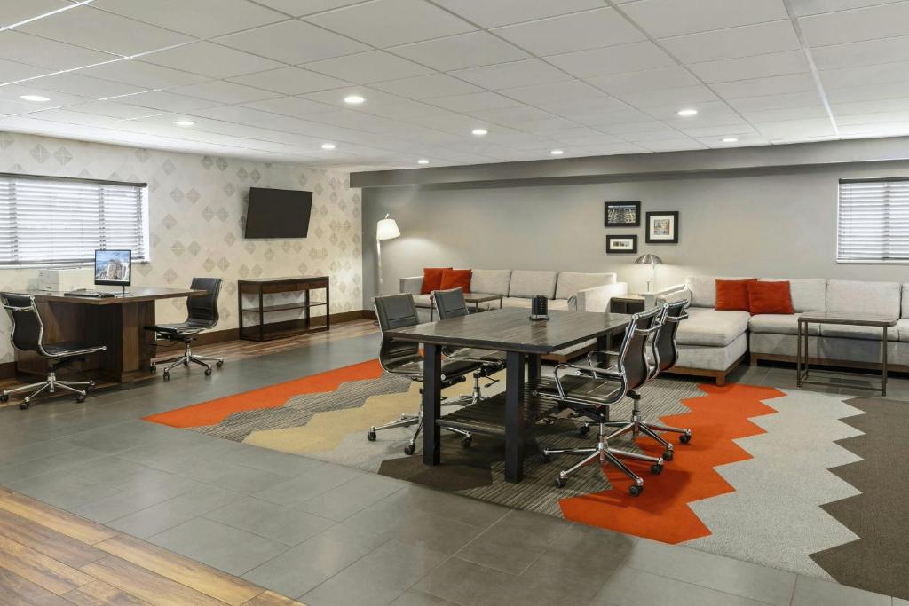 フロント・ロビー