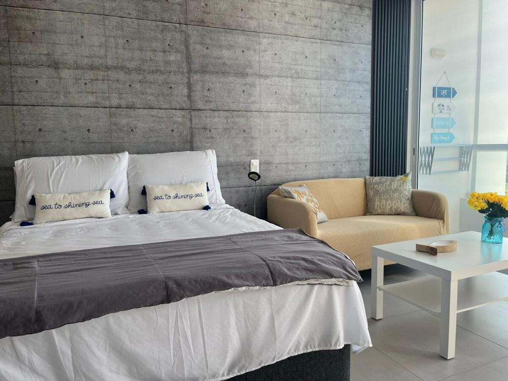 Luxury suite 10th floor near the beach - 4