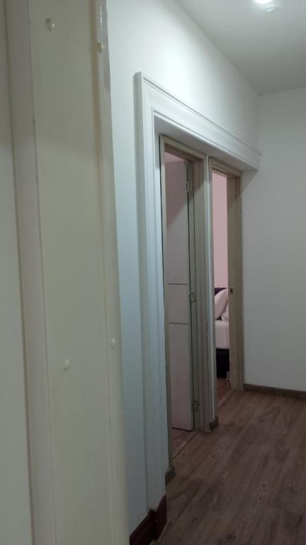 Cerca Embajada , Corferias , G -12 Hotel Monaco de Luxe - 2