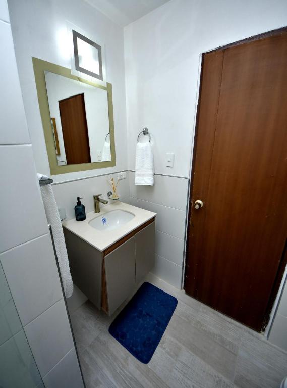 In the Heart of Calis Best Area - 3