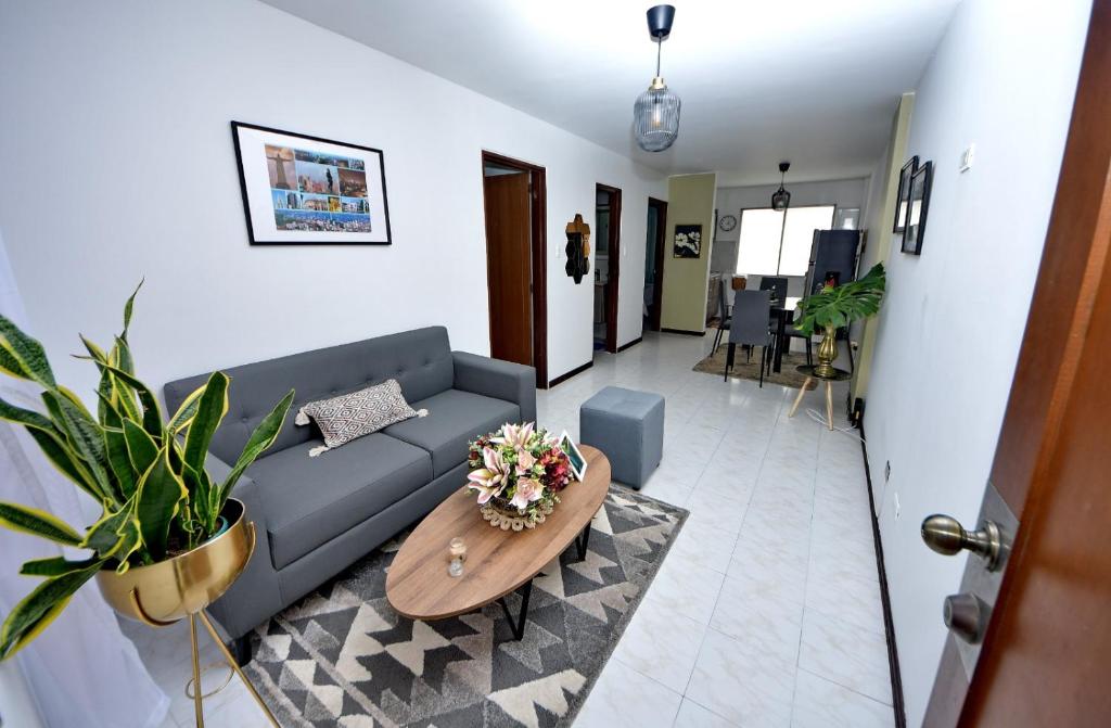 In the Heart of Calis Best Area, Cali