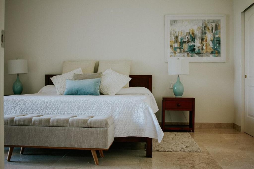 Stunning Ocean View Condo in Luxury Community - 4