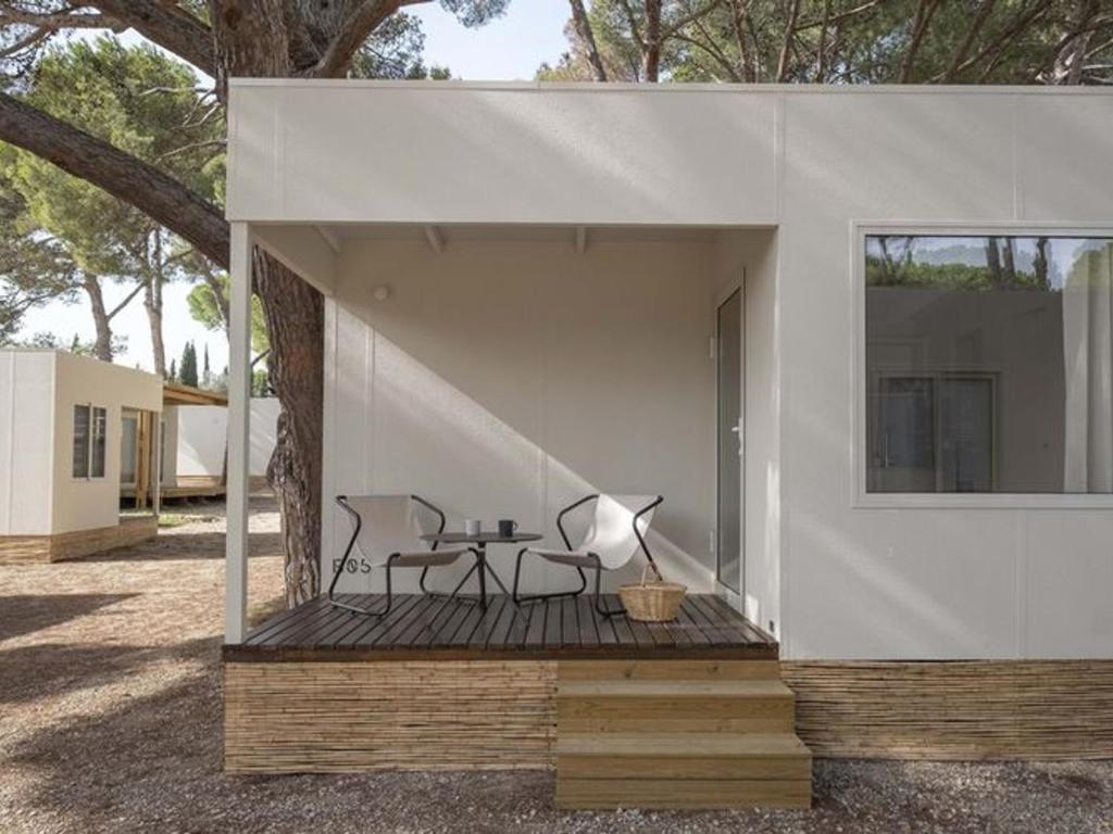 Mobil-home 2 chambres avec terrasse à San Sebastián - API-1-52-590 - 2