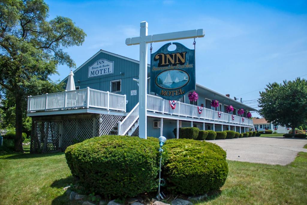 Inn Between the Beaches &amp; Villager — Hotel in York (ME)