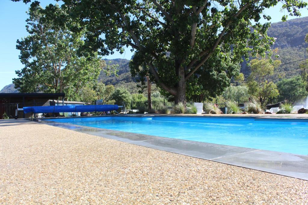 Halls Gap Lakeside Tourist Park photo