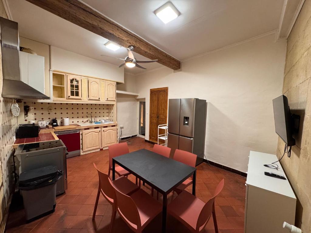 Maison de Ville quartier roquette - 1