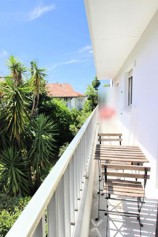 Charmant 2 pièces, calme, rénové, balcon - 2