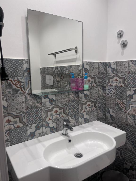 Mira - 2