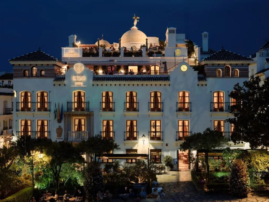 Hotel El Pilar Andalucia, hotel in Estepona