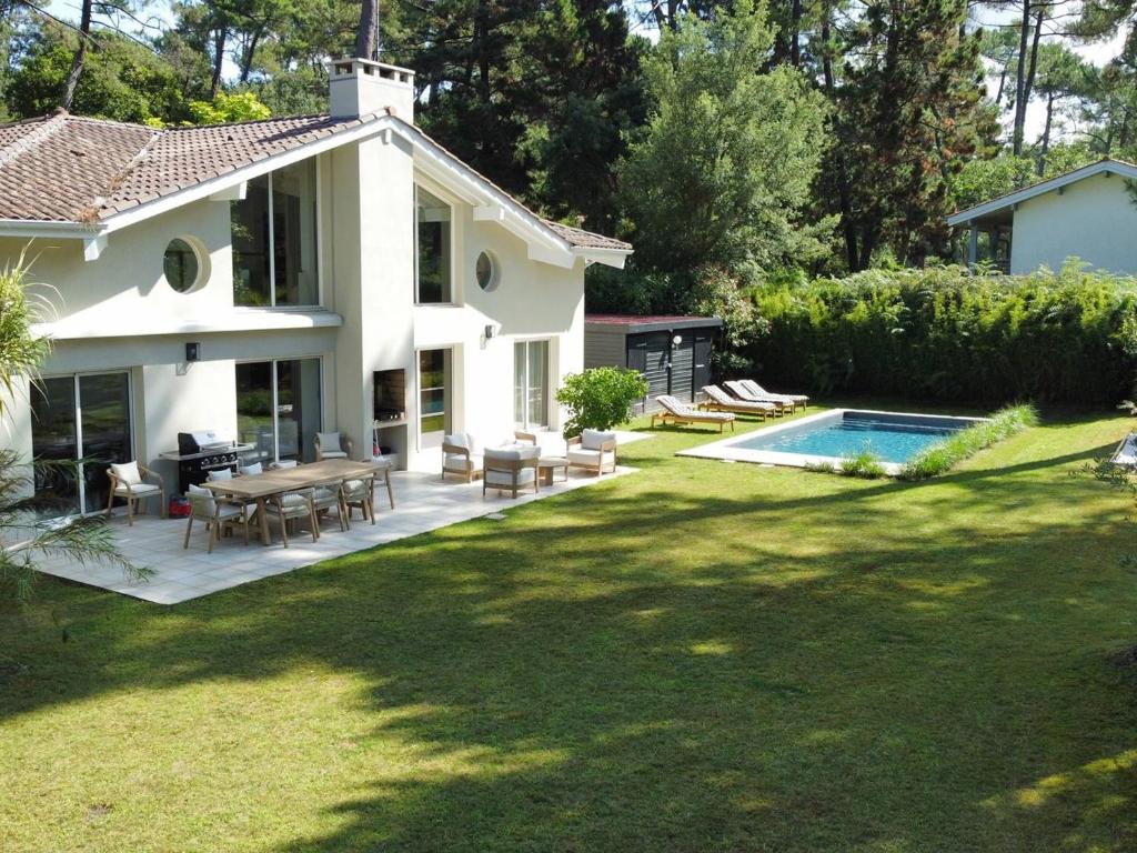 Spacieuse Villa à Hossegor Avec Piscine Chauffée - 1