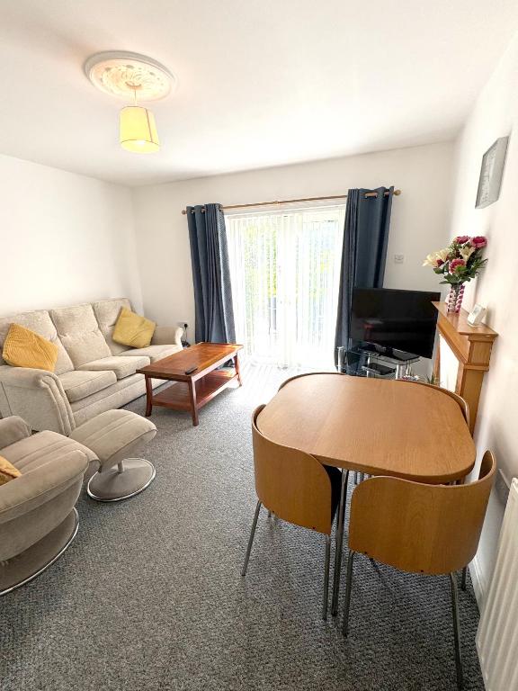 Family Bungalow, Telford photo 8