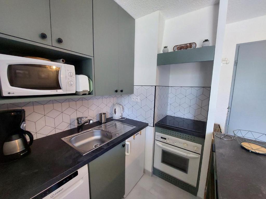 Studio 4 pers, au pied des pistes avec balcon - FR-1-516-81 - 4