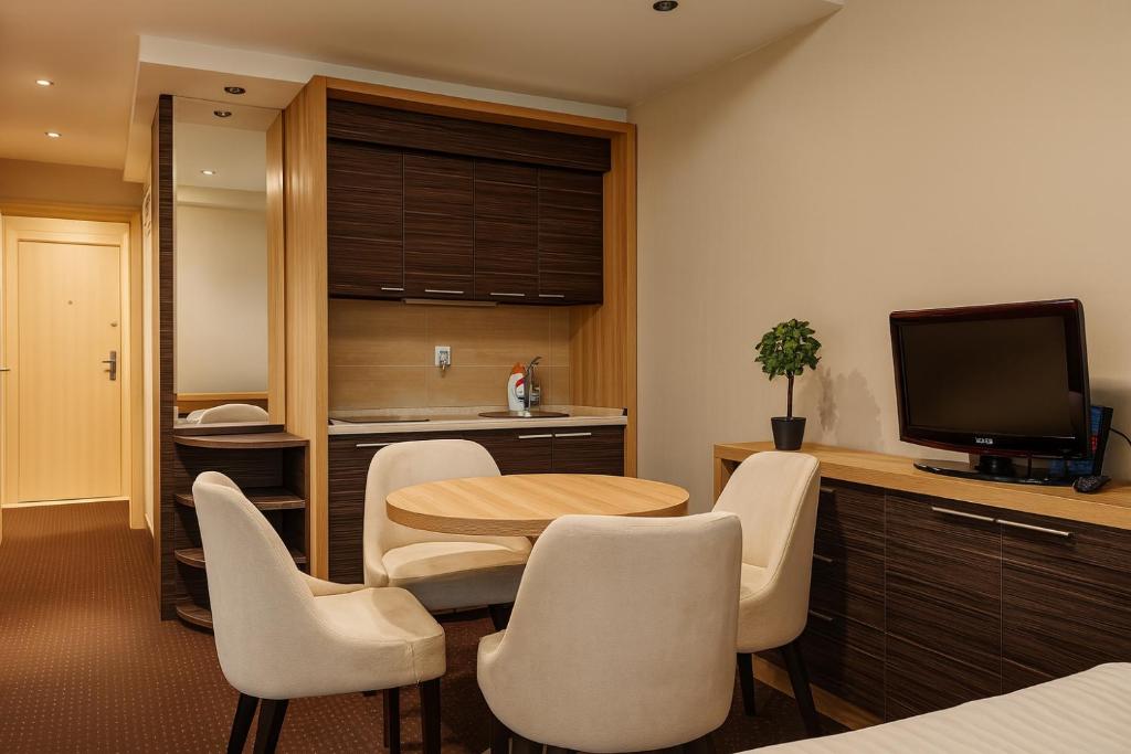 Central Konaci Apartments & Studio by Husky - 3