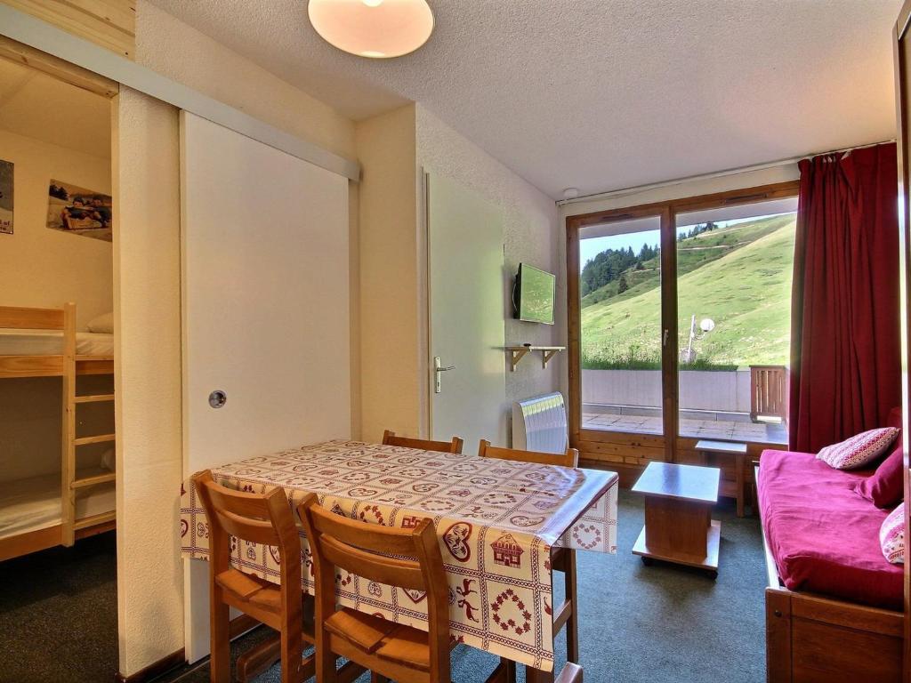 Appartement au pied des pistes avec terrasse - FR-1-455-120 - 1
