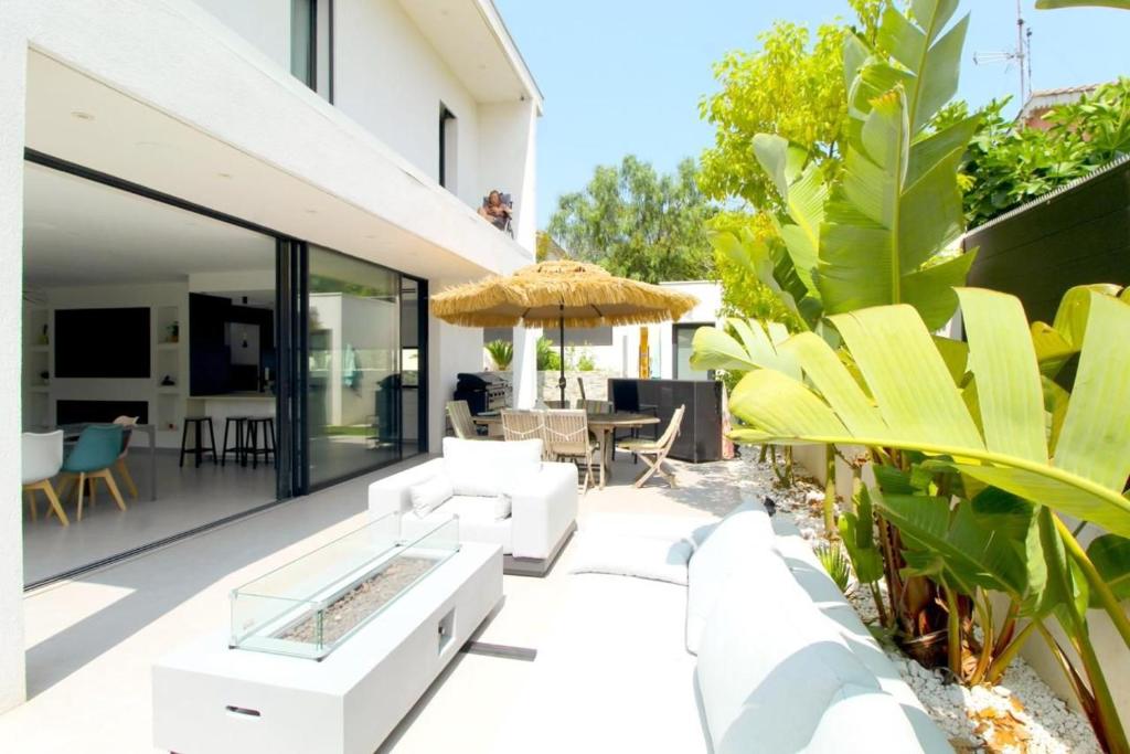 SUPERBE Villa PISCINE moderne - Cap brun - plage de Toulon - 5